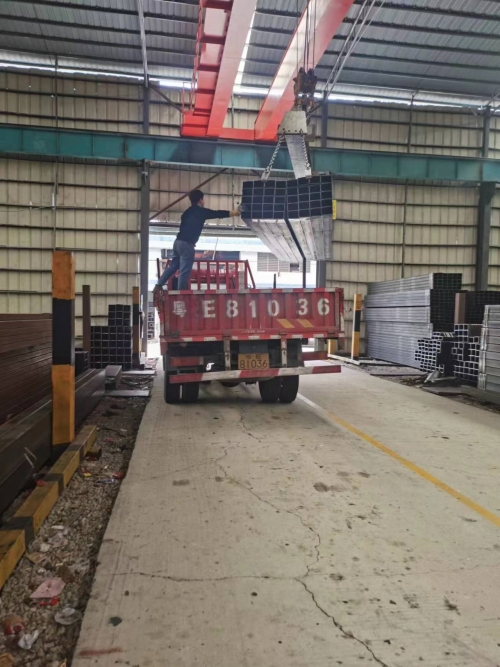 Daily Report on Delivery of Guangdong Kuoxing Metal Black Square Tube Warehouse 